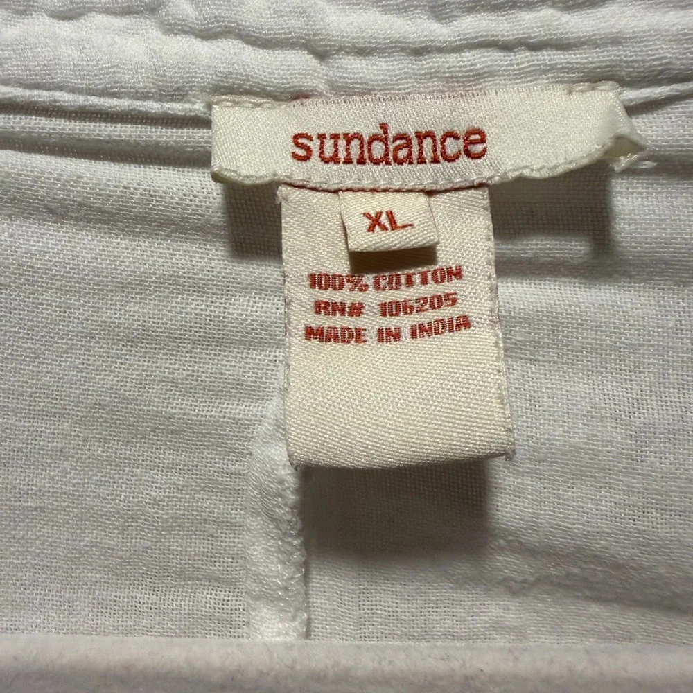 Sundance White Gauze Button-Front Tunic. Asymmetric style. Size L. GUC - Picture 3 of 4